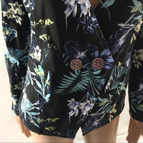 Artex Fashions Women’s Blazer Top Size S Blue - Picture 2 of 7